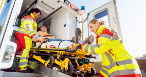 Devenir ambulancier&nbsp;: métier, formation, salaire et conditions de travail