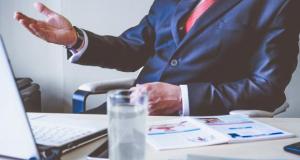 Petites et grandes manipulations vécues par le travailleur social