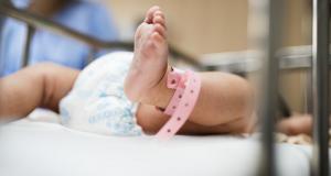 Les Hôpitaux Iris Sud obtiennent le label "Hôpital Ami des bébés"