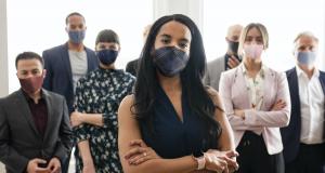 Travailleur social : astuces pour mieux communiquer, malgré le masque