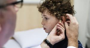 Audiologue-audicien : un métier recherché et un bachelier à la HEPL pour y accéder