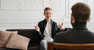 Devenir psy indépendant - Leçon 10 : avec qui travailler ?