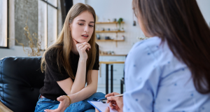 Travail social&nbsp;: témoignages, analyses et regards de terrain pendant une semaine spéciale