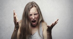 Vivre des violences au travail de la part des bénéficiaires&nbsp;: comment agir et se protéger&nbsp;?