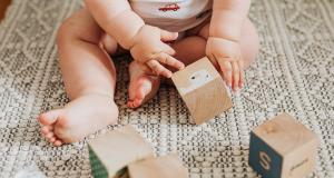 Crèches menacées : Lescrenier défend ses engagements face à un secteur sous pression