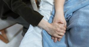 Offrir un peu de moi : ce que le bénévolat m'a appris sur le soin et sur l'humain