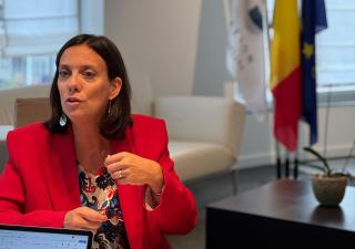 Éducation permanente : un moratoire sur la table, annonce Élisabeth Degryse