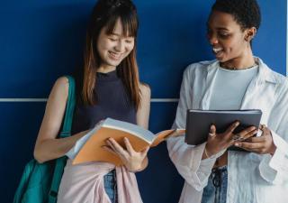 Nouer des partenariats dans le social-santé : les conseils de MonASBL.be