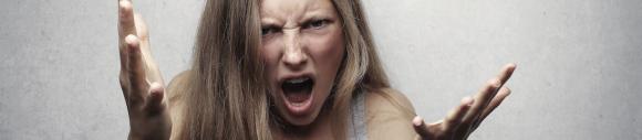 Vivre des violences au travail de la part des bénéficiaires : comment agir et se protéger ?