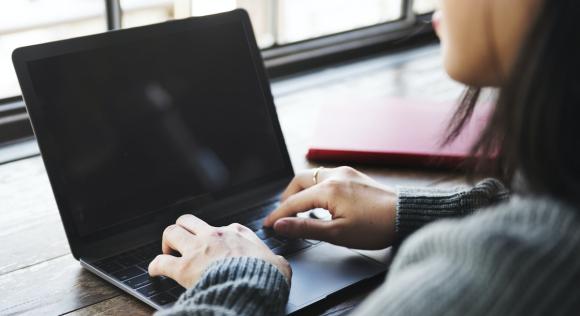 Enseignement de promotion sociale&nbsp;: 2 millions € pour du matériel informatique