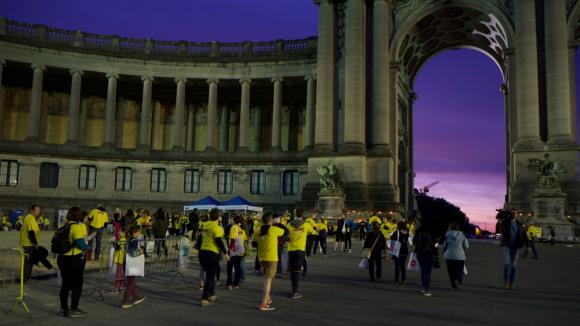 Marche de prévention du suicide: passer de l'obscurité à la lumière...