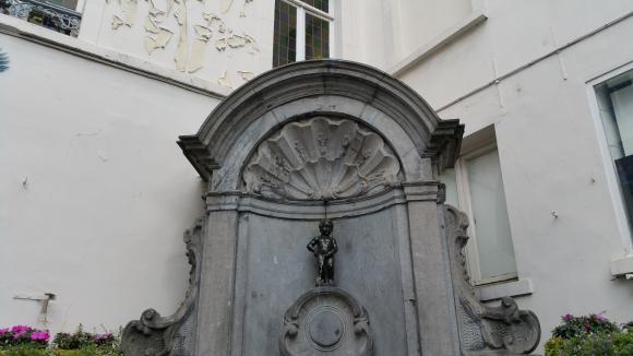 Manneken-Pis transformé en Louis Braille pour une journée !