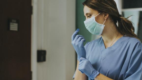 Maisons de repos et Covid-19&nbsp;: une infirmière raconte son traumatisme