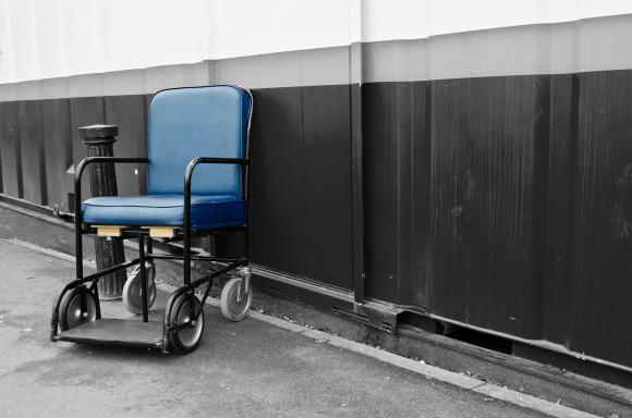 Un arrêté diminuant les aides pour handicapés jugé illégal