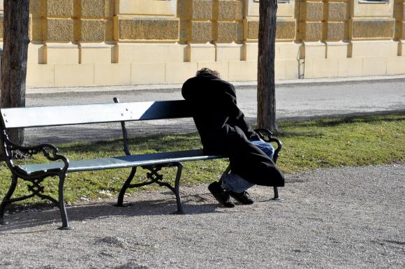 Sans-abrisme: sortir de la logique saisonnière