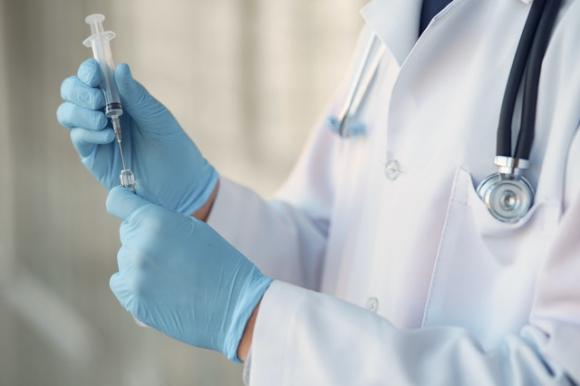 Obligation vaccinale des soignants : stop ou encore ?