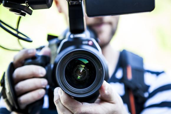 Miroir sans tain et filmer les entretiens, des outils pour qui ?