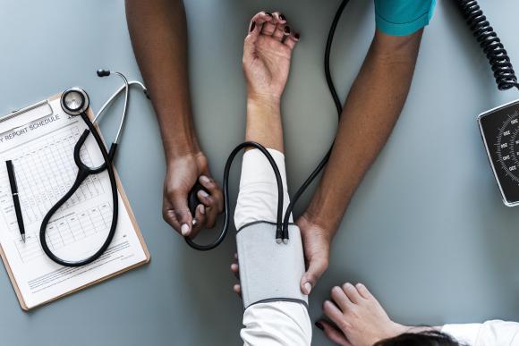Infirmiers(ères), sages-femmes&nbsp;: des soins à domicile à vélo&nbsp;?