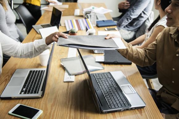 Travail associatif, APE... : qu'est-ce qui attend les ASBL ?
