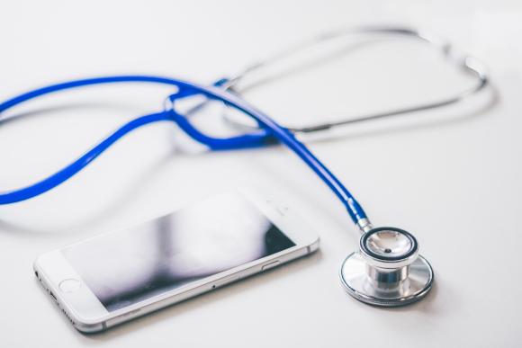 Vous cherchez une bonne application de santé&nbsp;? MHealthBelgium vous aide à vous y retrouver