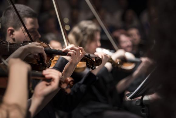 Neuf détenus de Forest, chefs d'orchestre de concerts de classique