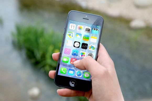 L'AVIQ lance une application destinée aux professionnels de l'aide et de la santé désireux d'aider&nbsp;!