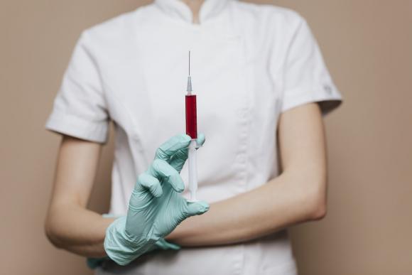 Les infirmiers à domicile, abandonnés par l'Etat, continuent le combat