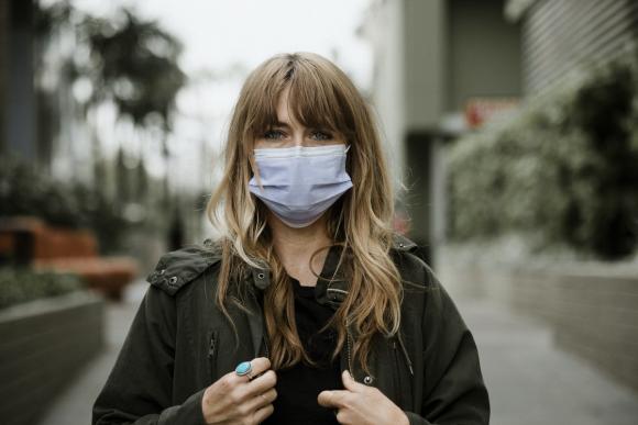 Maisons de repos et secteurs santé et social: 1,7 million de masques pour les professionnels