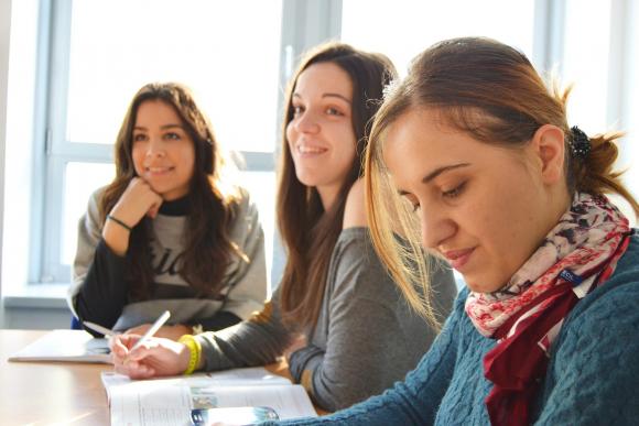 Stages en suspens: où se construira l'avenir du métier d'éducateur ?