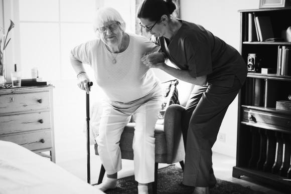 Soins palliatifs à domicile&nbsp;: les équipes de soutien à bout