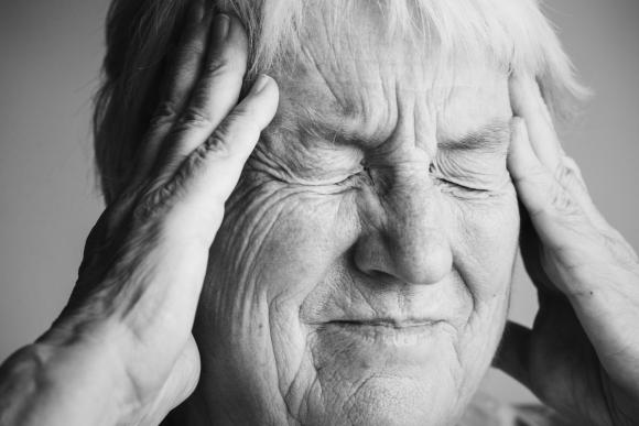 Maltraitance des seniors&nbsp;: quelles solutions pour les professionnels&nbsp;?