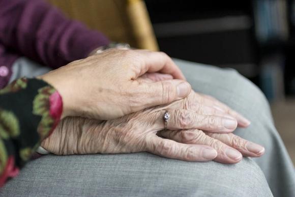 Maisons de repos: la majorité du personnel n'adhère pas au vaccin