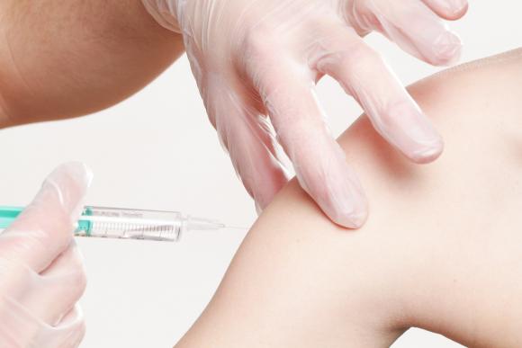 Les professionnels de la santé vaccinés à partir de mi-février en Wallonie