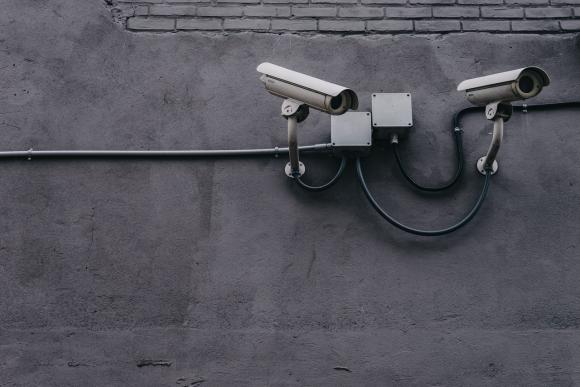 Bruxelles: Transparencia dénonce l'absence de contrôle des ASBL communales