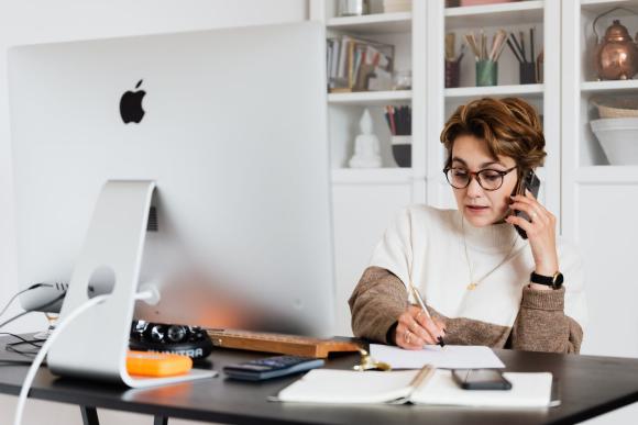 Secrétaire de direction dans une ASBL : missions, études, qualités...