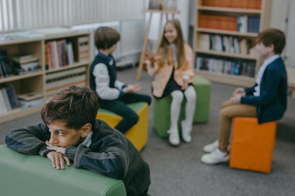 Aide à la jeunesse : quand les violences politiques succèdent aux violences familiales