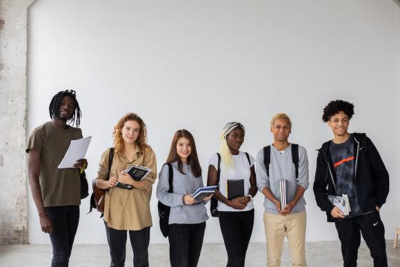Travailleur social&nbsp;: premier job, mode d'emploi