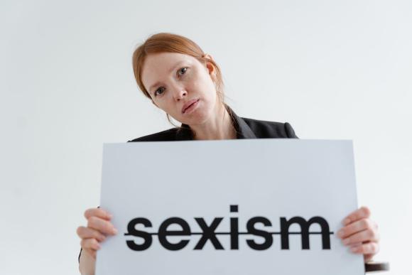 Dans l'ombre du care&nbsp;: le social face au sexisme, témoignage d'une pro
