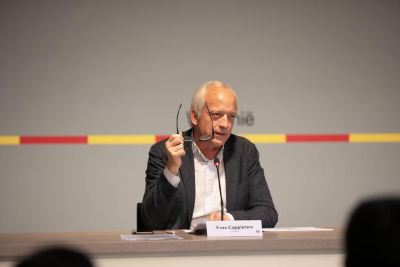 Interview exclusive - Les grands chantiers du ministre Coppieters pour la Santé et le Social