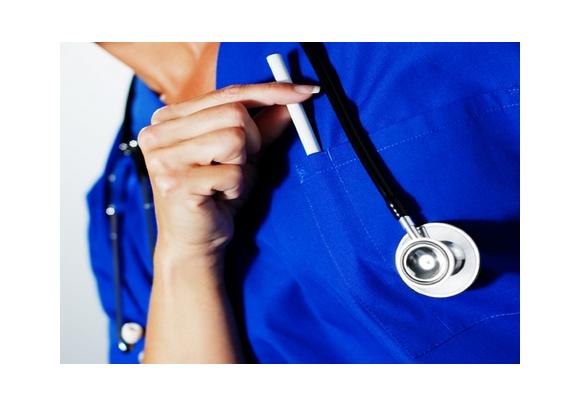 Les soins infirmiers à domicile délégués aux aides-soignants