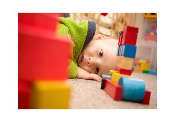 En Belgique, les bébés sont-ils en retard de langage ?