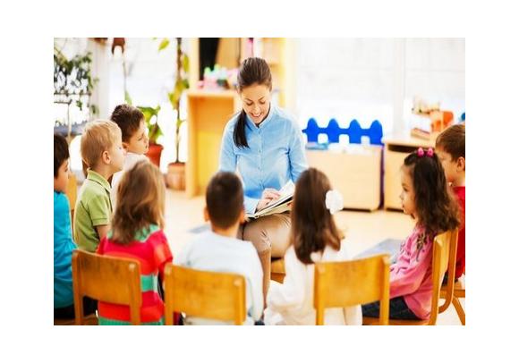 Petite enfance: le Plan Cigogne III est-il suffisant&nbsp;?