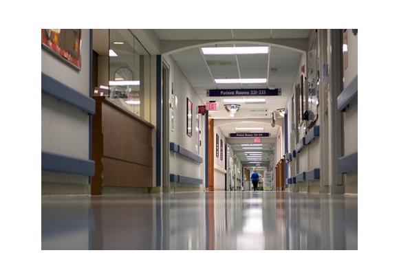 Wanted : médecins et infirmiers spécialisés en gériatrie