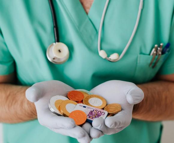 Les prestataires de soins doivent désormais afficher leurs tarifs